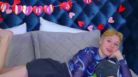 Snapshot of agatagate chatting on February 11, 3:44 am AgataGate online show from February 11, 3:44 am