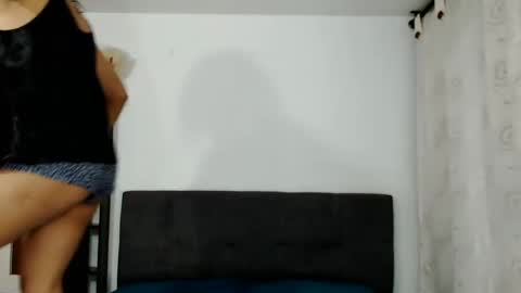 johana online show from February 17, 6:26 pm