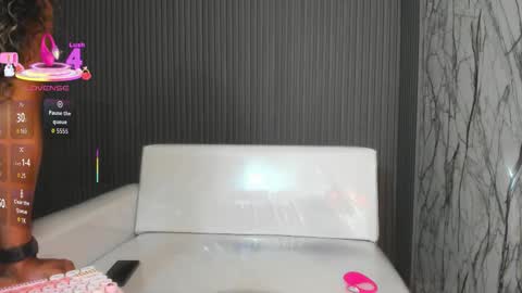 Snapshot of agatha_foxy1 chatting on September 11, 6:52 pm NATASHA online show from September 11, 6:52 pm