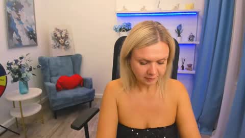 Agatha online show from April 16, 7:36 pm