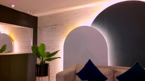 Agatha online show from October 8, 6:38 pm