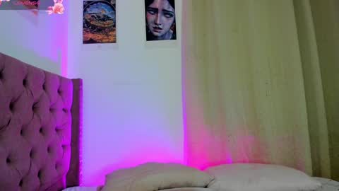 Snapshot of agathauwuart chatting on January 30, 3:55 am Agatha online show from January 30, 3:55 am