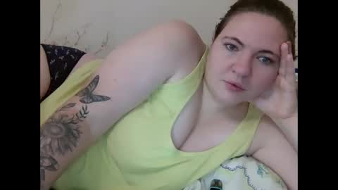 Snapshot of aglaya_fame chatting on December 28, 8:48 am Aglaya Fame online show from December 28, 8:48 am