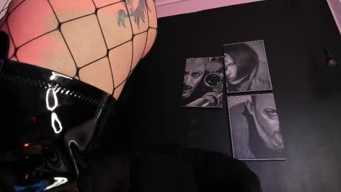 agnes_jones online show from November 10, 9:36 pm