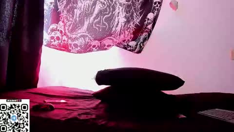 agnes_jones online show from November 30, 5:50 pm