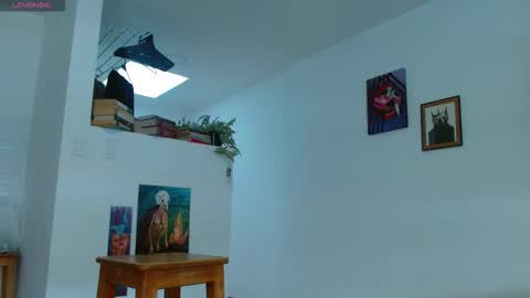 Agness online show from October 7, 3:53 pm