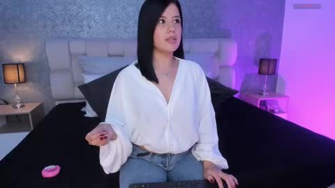 Ahmara  online show from February 21, 3:10 pm