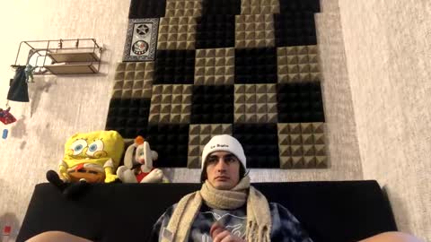 Snapshot of ahbehbi12 chatting on December 2, 7:58 am ahbehbi12 online show from December 2, 7:58 am