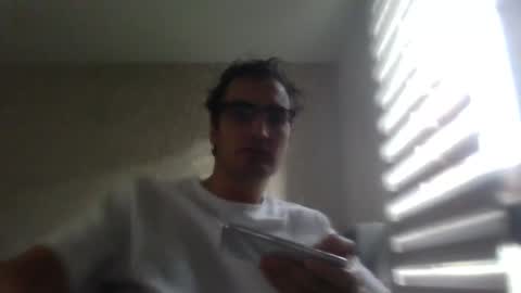 Snapshot of ahbehbi12 chatting on October 31, 2:40 pm ahbehbi12 online show from October 31, 2:40 pm