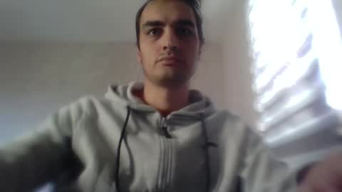 Snapshot of ahbehbi12 chatting on November 3, 1:01 pm ahbehbi12 online show from November 3, 1:01 pm