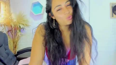 Ahisha online show from March 8, 4:28 pm