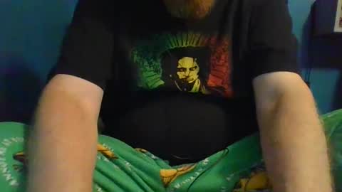 Snapshot of ahrnycumtoy chatting on March 6, 7:36 am hrnycummer online show from March 6, 7:36 am