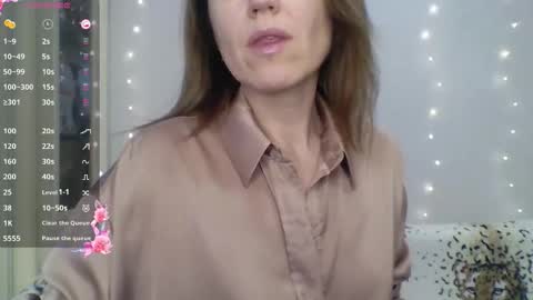 Snapshot of ahtena chatting on December 22, 11:07 am Ahtena online show from December 22, 11:07 am