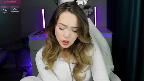 Snapshot of ai__girl chatting on September 17, 4:41 pm ai__girl online show from September 17, 4:41 pm