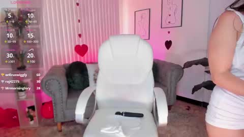 AIDA ADAMS online show from February 15, 9:26 pm