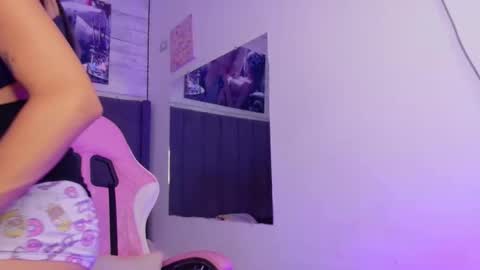 Aida online show from April 7, 11:15 pm