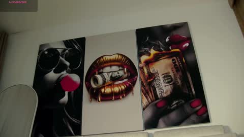 Aida  online show from September 18, 10:17 am