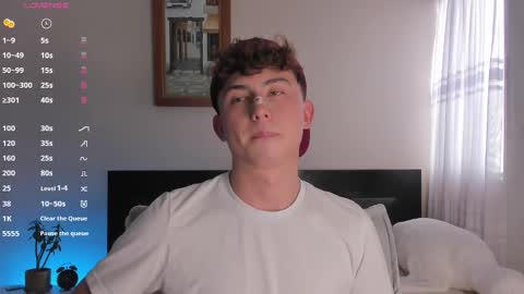 Snapshot of aidan_hale chatting on December 15, 8:47 pm A H online show from December 15, 8:47 pm