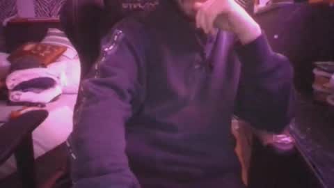 aiden_ball07 online show from October 5, 6:17 pm