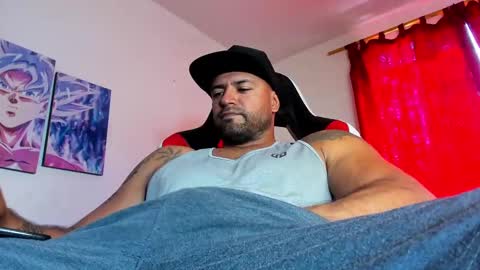 Snapshot of aidenbrites chatting on September 9, 2:49 pm Aiden Brites online show from September 9, 2:49 pm