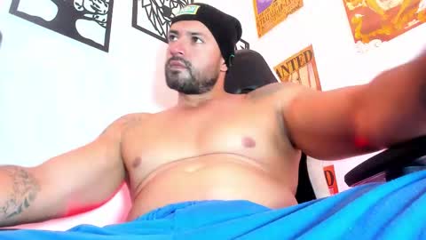 Snapshot of aidenbrites chatting on October 29, 2:14 am Aiden Brites online show from October 29, 2:14 am