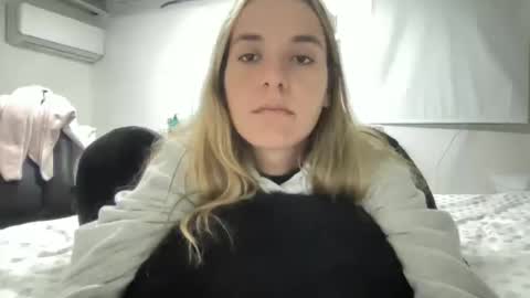 Aile online show from December 15, 6:07 am