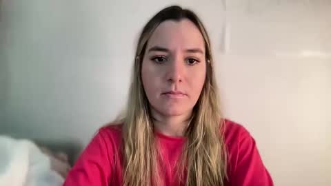 Snapshot of ailebun chatting on February 14, 5:51 am Aile online show from February 14, 5:51 am