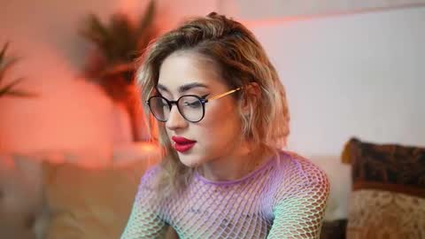  Aileen  online show from January 7, 7:38 pm