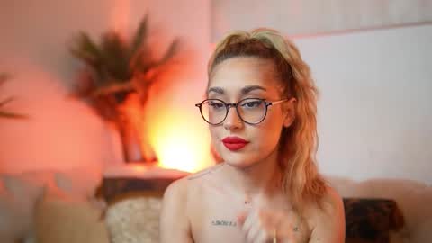  Aileen  online show from January 15, 8:56 pm