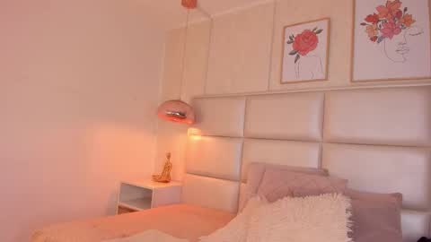 Aily Yozuko online show from December 3, 2:41 am