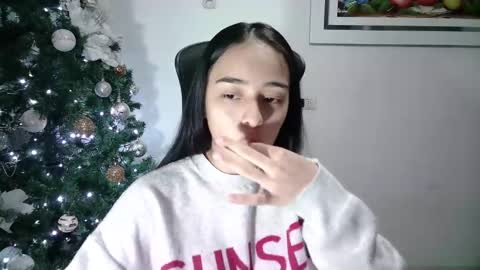 Snapshot of aineangeel chatting on December 28, 12:26 am AINE online show from December 28, 12:26 am