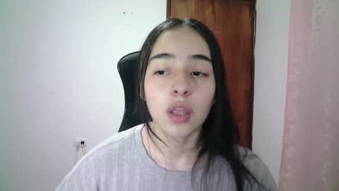 Snapshot of aineangeel chatting on October 12, 12:20 am AINE online show from October 12, 12:20 am