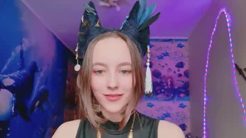 Snapshot of aira_aetheria chatting on October 1, 5:02 am Diva Aira of the Ethereal Fairies online show from October 1, 5:02 am