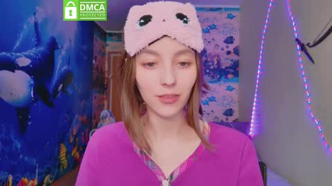 Snapshot of aira_aetheria chatting on December 15, 8:40 am Diva Aira of the Ethereal Fairies online show from December 15, 8:40 am