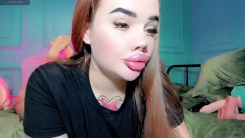 Aira online show from December 30, 3:35 pm