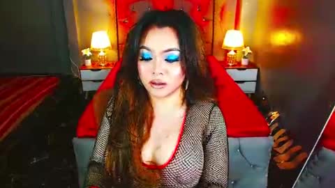 AIRA HUGE TOP online show from December 1, 4:40 pm