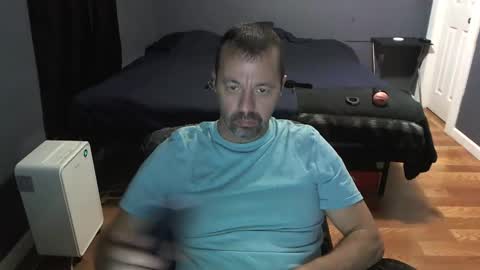 Snapshot of airbornelunsford39 chatting on December 4, 10:19 pm Daddy online show from December 4, 10:19 pm