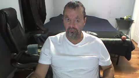 Snapshot of airbornelunsford39 chatting on November 30, 12:58 am Daddy online show from November 30, 12:58 am