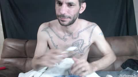 Leo  Airborn  Sir  Daddy online show from January 6, 12:31 pm