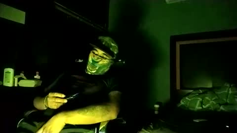 Snapshot of airoon91 chatting on November 12, 6:47 am airoon91 online show from November 12, 6:47 am