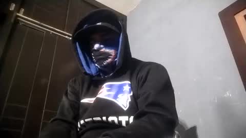 Snapshot of airoon91 chatting on November 22, 10:58 am airoon91 online show from November 22, 10:58 am