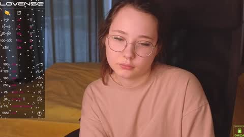 Snapshot of airyhill chatting on January 16, 11:37 am airyhill online show from January 16, 11:37 am