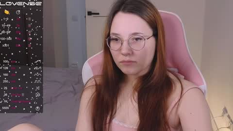 Snapshot of airyhill chatting on January 31, 2:49 pm airyhill online show from January 31, 2:49 pm