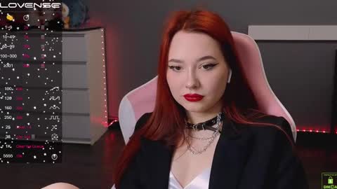 Snapshot of airyhill chatting on February 15, 3:17 pm airyhill online show from February 15, 3:17 pm