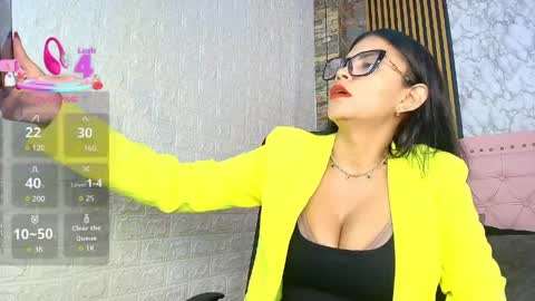 aisha__cambell online show from April 9, 9:58 am