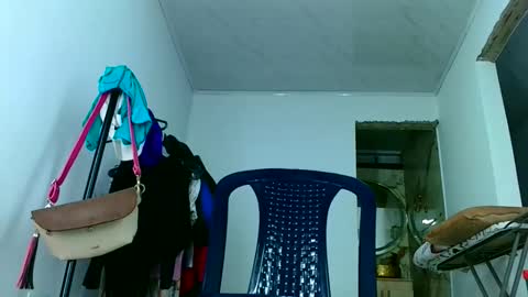 aisha koswell3 online show from March 5, 5:58 am