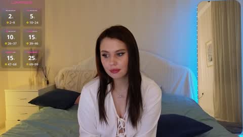 Aisha online show from January 21, 2:48 pm