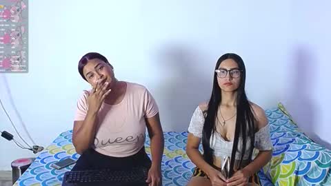 Snapshot of aisha_stacey0410 chatting on November 12, 8:41 pm aisha_stacey0410 online show from November 12, 8:41 pm