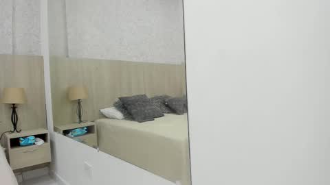 Aisha online show from February 8, 3:32 am