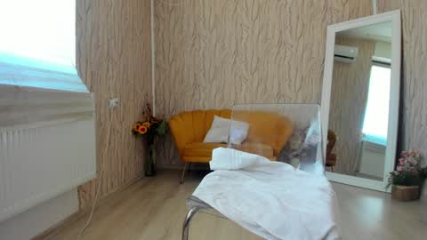 Snapshot of aisharouhi chatting on January 28, 9:08 am Aisha online show from January 28, 9:08 am